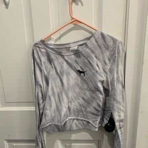 Cropped pink top
